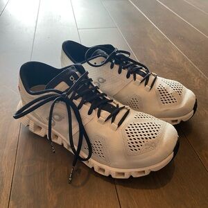 On Cloud X Womens Shoes 6.5